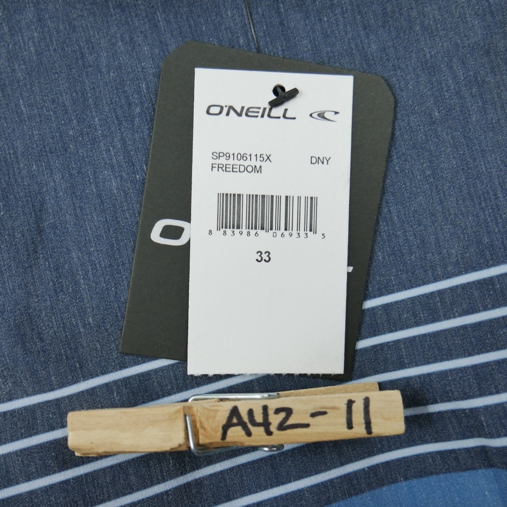 O'Neill USA Quick Dry Stretch 20" Board Shorts 32 - Picture 6 of 8
